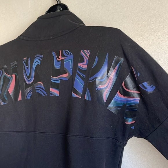 VS Pink Sweatshirt - Picture 6 of 6